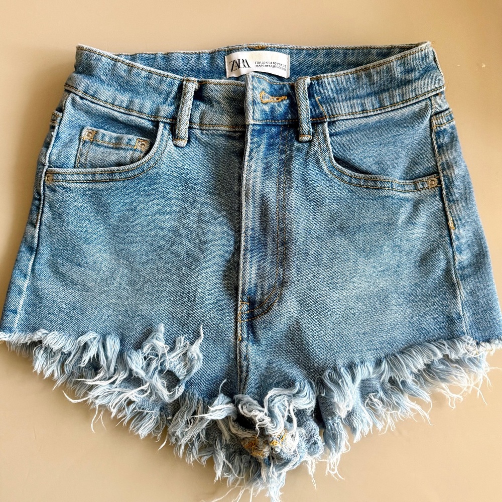 ZARA Size 32 Denim Shorts